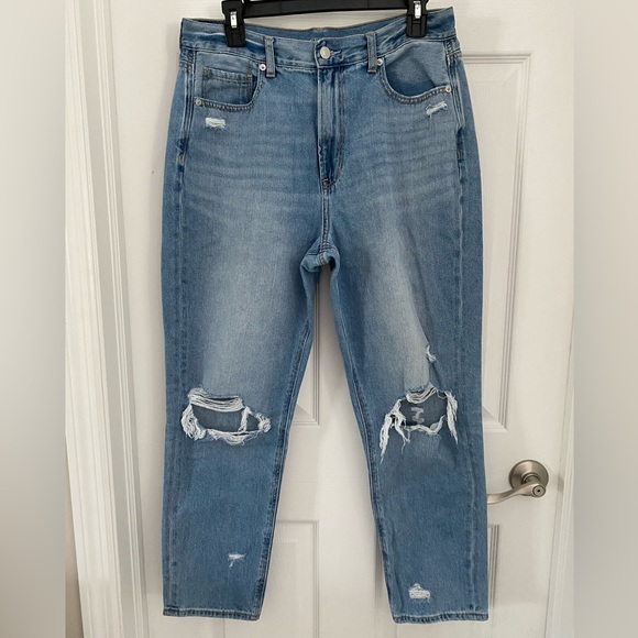 American Eagle Mom Jeans 12 Regular - Picture 3 of 10